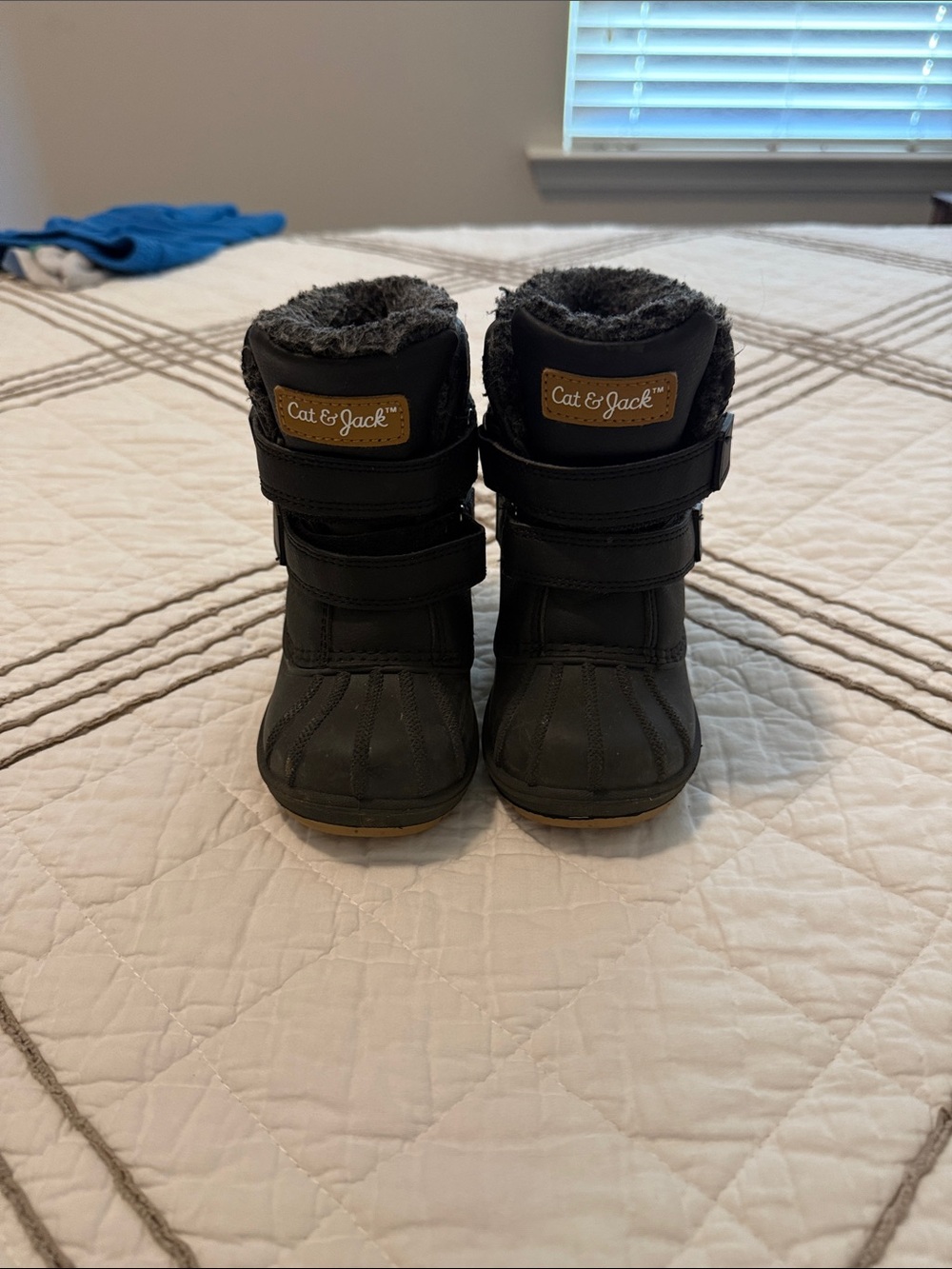 Cat & Jack Black Winter Boots with Gray Faux Fur Trim